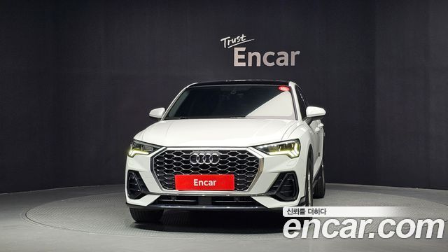 Audi Q3 (F3) 35 TDI Premium Sportback 2020 — фото 3