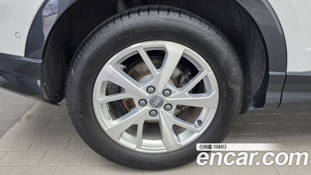 Audi Q3 (F3) 35 TDI Premium Sportback 2020 — фото 5