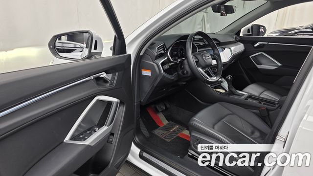 Audi Q3 (F3) 35 TDI Premium Sportback 2020 — фото 10