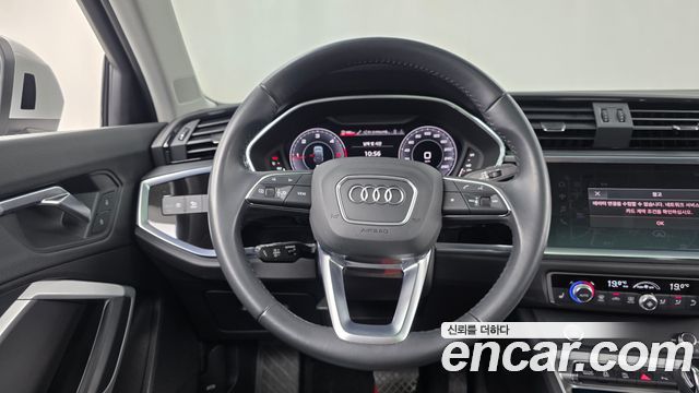 Audi Q3 (F3) 35 TDI Premium Sportback 2020 — фото 12