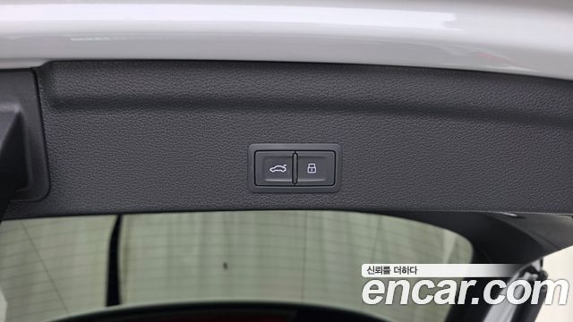 Audi Q3 (F3) 35 TDI Premium Sportback 2020 — фото 29