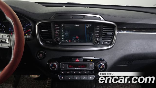 Kia Sorento Gasoline 2.0 Turbo 2WD Master Special 2020 — фото 14