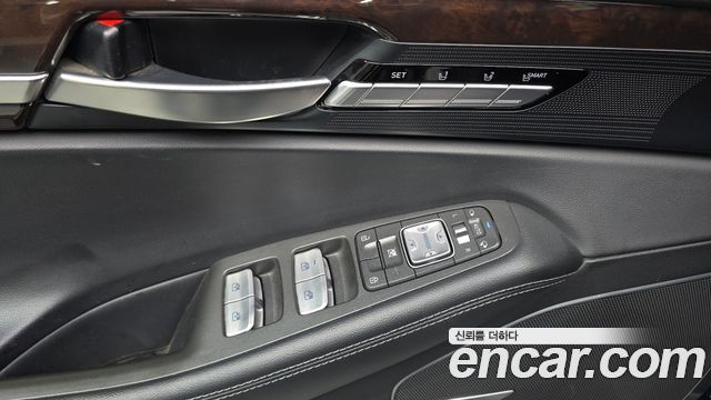 Genesis EQ900 3.8 GDI AWD Luxury 2016 — фото 18
