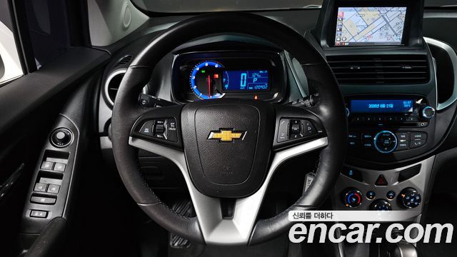 Chevrolet Trax 1.6 Diesel LT 2016 — фото 13