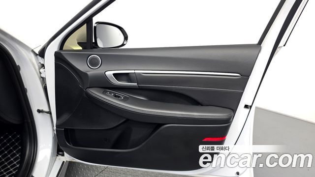 Hyundai Sonata The Edge (DN8) 2.0 Premium 2025 — фото 30