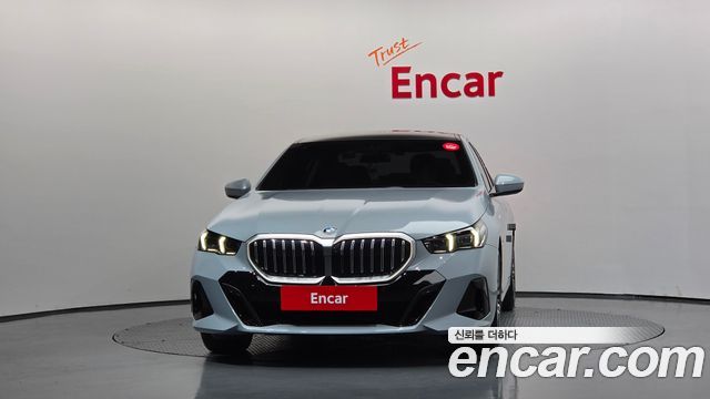 BMW 5 Series (G60) 523d M Sport 2025 — фото 3