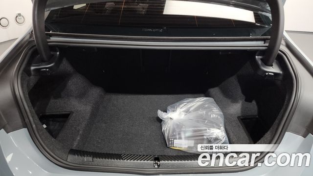 BMW 5 Series (G60) 523d M Sport 2025 — фото 19