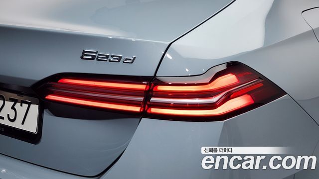 BMW 5 Series (G60) 523d M Sport 2025 — фото 23
