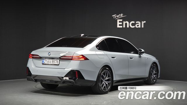 BMW 5 Series (G60) 520i M Sport 2025 — фото 2