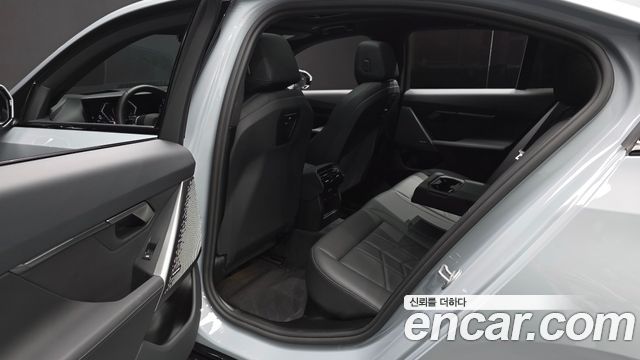 BMW 5 Series (G60) 520i M Sport 2025 — фото 11
