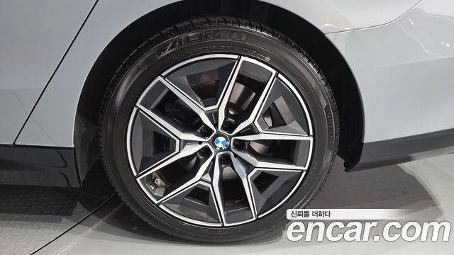 BMW 5 Series (G60) 520i M Sport 2025 — фото 21