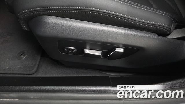 BMW 5 Series (G60) 520i M Sport 2025 — фото 30