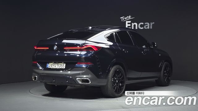 BMW X6 (G06) xDrive40i M Sport 2024 — фото 2