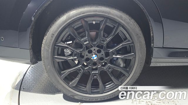 BMW X6 (G06) xDrive40i M Sport 2024 — фото 5