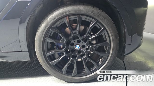 BMW X6 (G06) xDrive40i M Sport 2024 — фото 21