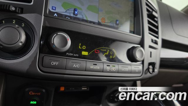 KG Mobility (SsangYong) Korando Turismo 4WD Outdoor Edition 9-seater 2016 — фото 19