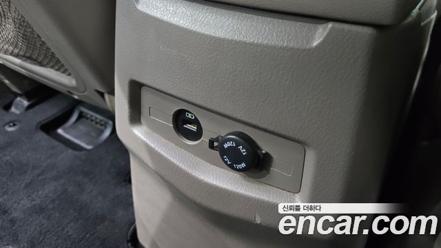 KG Mobility (SsangYong) Korando Turismo 4WD Outdoor Edition 9-seater 2016 — фото 30