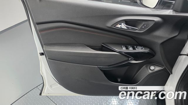 Chevrolet Trax Crossover 1.2 RS Plus 2024 — фото 24