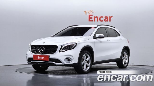 Mercedes-Benz GLA-Class (X156) GLA220