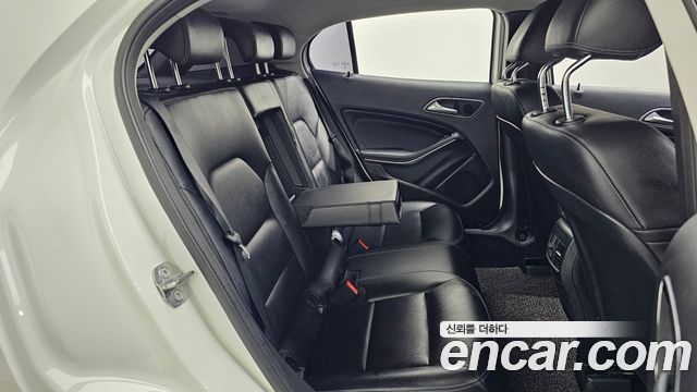 Mercedes-Benz GLA-Class (X156) GLA220 2019 — фото 12