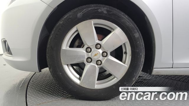 Chevrolet Malibu 2.0 LT Deluxe Pack 2012 — фото 5