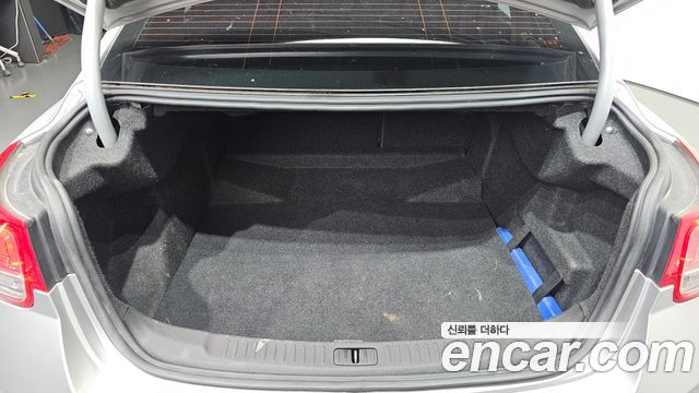 Chevrolet Malibu 2.0 LT Deluxe Pack 2012 — фото 20