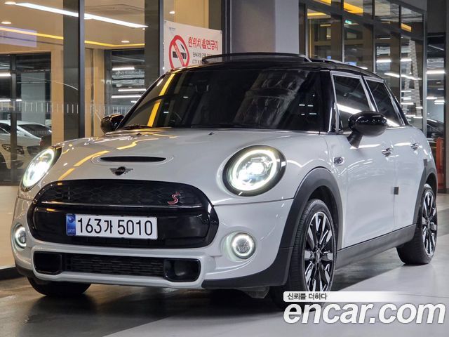 MINI Cooper S 5Door HIGH 3rd