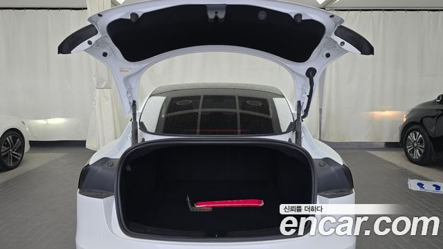 Tesla Model 3 RWD 2024 — фото 20
