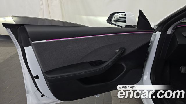 Tesla Model 3 RWD 2024 — фото 24