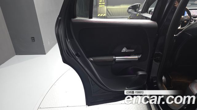Mercedes-Benz GLA-Class (H247) GLA250 4MATIC 2021 — фото 25