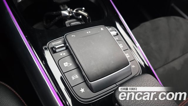 Mercedes-Benz GLA-Class (H247) GLA250 4MATIC 2021 — фото 29