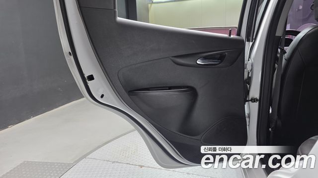 Chevrolet Next Spark LTZ 2017 — фото 25