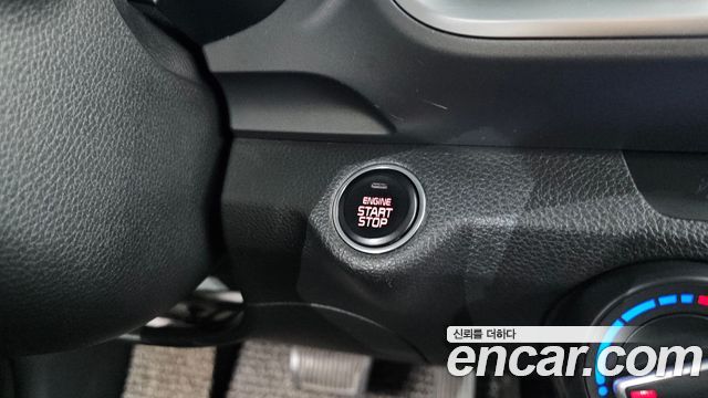 Kia Stonic Diesel 1.6 Trendy 2019 — фото 27