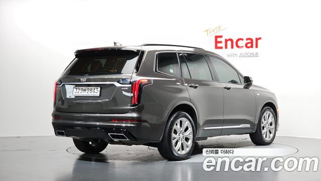 Cadillac XT6 3.6 Sport 2020 — фото 2