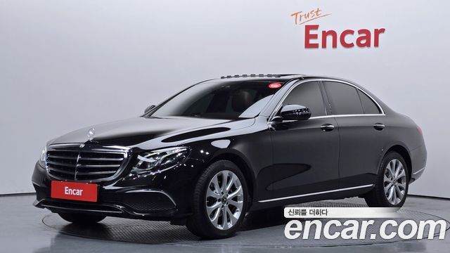 Mercedes-Benz E-Class (W213) E220d Exclusive 2019 — фото 1