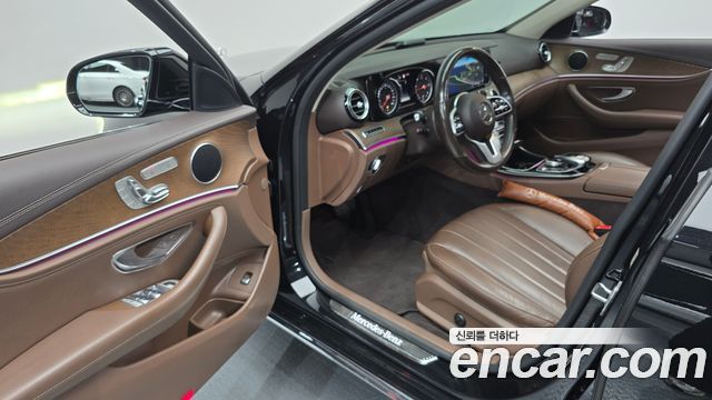 Mercedes-Benz E-Class (W213) E220d Exclusive 2019 — фото 10