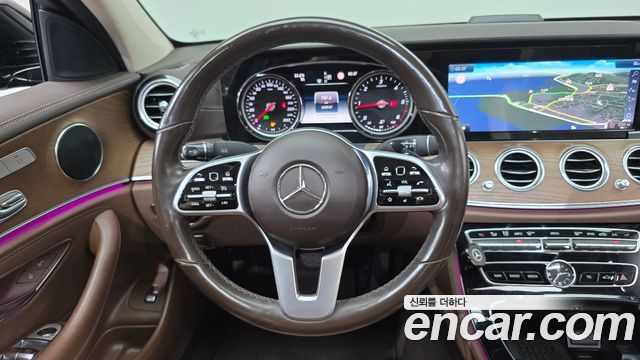 Mercedes-Benz E-Class (W213) E220d Exclusive 2019 — фото 17