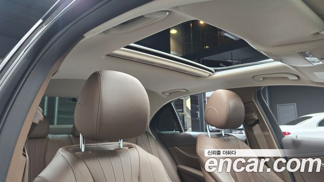 Mercedes-Benz E-Class (W213) E220d Exclusive 2019 — фото 23