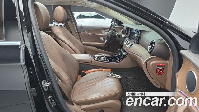 Mercedes-Benz E-Class (W213) E220d Exclusive 2019 — фото 32