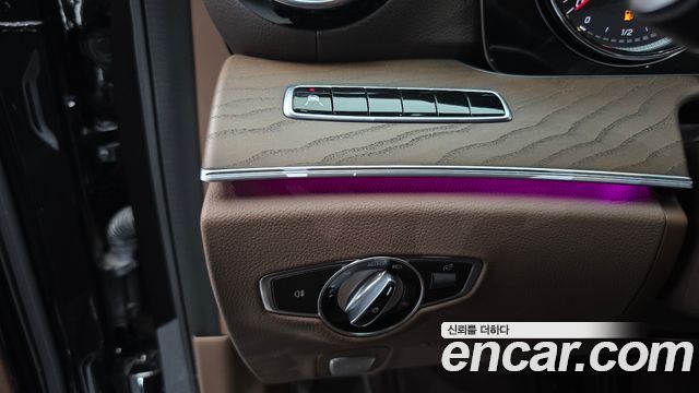 Mercedes-Benz E-Class (W213) E220d Exclusive 2019 — фото 33