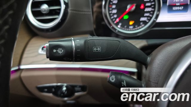 Mercedes-Benz E-Class (W213) E220d Exclusive 2019 — фото 35