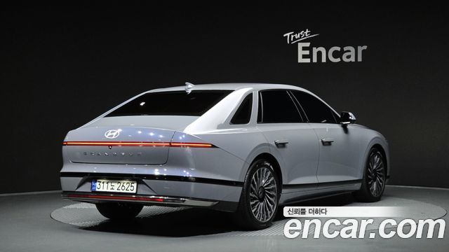 Hyundai Grandeur Hybrid (GN7) Calligraphy 2024 — фото 2