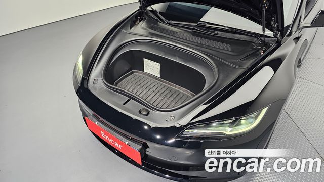 Tesla Model 3 Long Range AWD 2024 — фото 6
