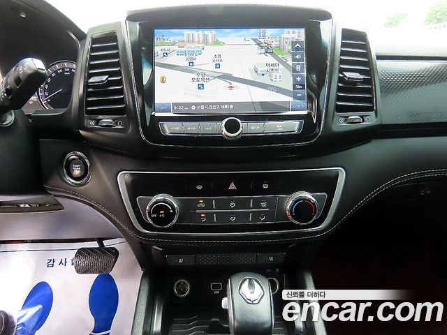 KG Mobility (SsangYong) Rexton Sports Khan Diesel 2.2 4WD Prestige Special (5-Link) 2021 — фото 17