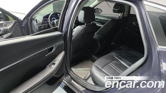 Hyundai Sonata (DN8) 2.0 Premium Plus 2023 — фото 11