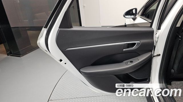 Hyundai Sonata (DN8) 2.0 Premium 2020 — фото 25