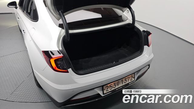 Hyundai Sonata (DN8) 2.0 Premium 2020 — фото 30