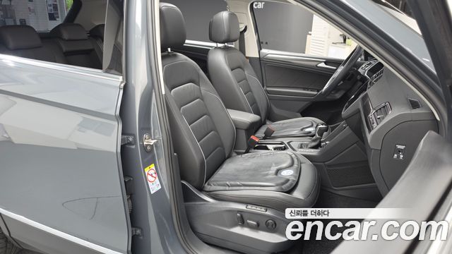 Volkswagen Tiguan (II) 2.0 TDI Prestige 2023 — фото 32