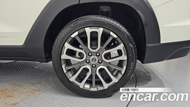 KG Mobility (SsangYong) Torres Gasoline 1.5 4WD T7 2023 — фото 21