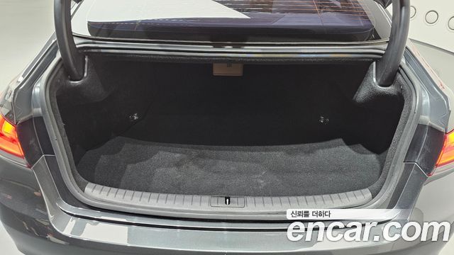 Genesis G80 3.3 GDI Luxury 2019 — фото 16